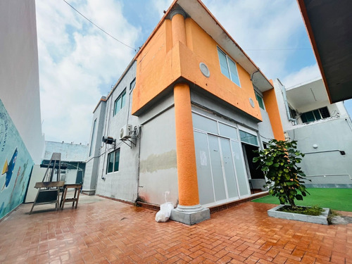 Oficina En Venta En Veracruz, Col. Flores Magón En Veracruz.