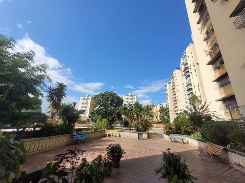 Imagen 16 de 19 de Apartamento En Venta En Urb El Centro Av Bermudez 04121994409