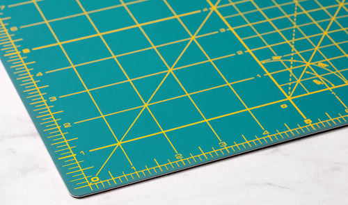 Alfombrilla De Corte Olfa, Autorreparable, 45 X 60 Cm, Con R