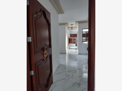 Imagen 5 de 12 de Casa Sola En Venta Venta En Fraccionamiento Reforma, Veracruz,ver.