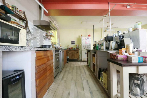 Oportunidad: Casa Con Dos Ph Y Gran Jardín