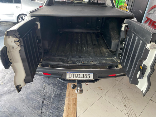 Fiat Toro 2.0 Volcano 4x4 Aut. 4p Automática