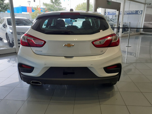 Imagen 12 de 15 de Chevrolet Cruze 5 Puertas Lt 1.4n Turbo Automático 2023 Ep