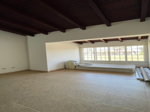 Casa En Venta Urbanización Los Tucanes