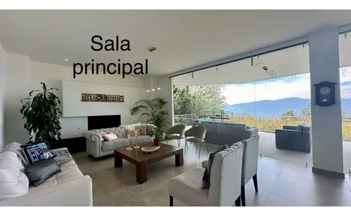 Rhbr-11696 Casa De 2 Niveles (las Palmas)