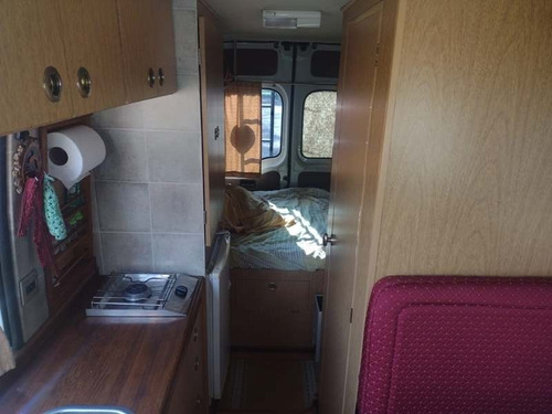 Imagen 12 de 17 de Motorhome Casa Rodante Renault Master 2005 Para 2 Personas