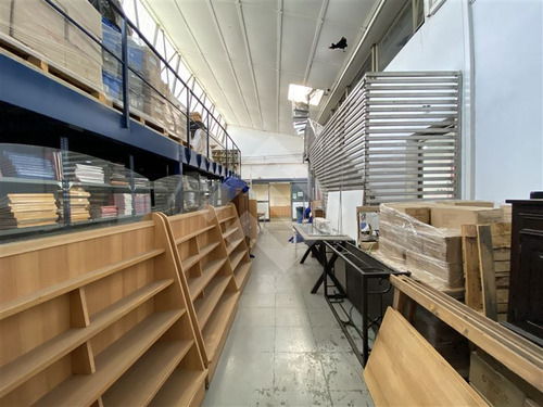 Imagen 9 de 17 de Bodega En Venta En Santiago
