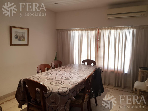 Imagen 2 de 16 de Venta De Casa 4 Ambientes En Wilde (16826)