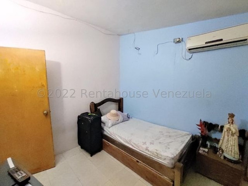 Imagen 15 de 23 de Casa En Venta En Urb. Las Delicias-cod. 23-6367-jgvr.