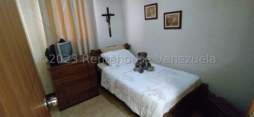 Apartamento En Venta En Las Acacias #24-8947 Josmary Sanjuan