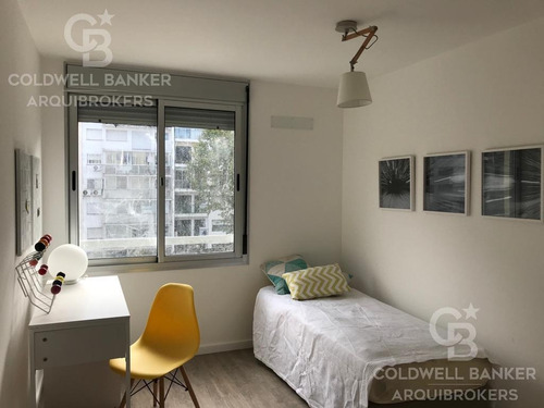 Apartamento Penthouse De 3 Dormitorios En Venta En Cordón