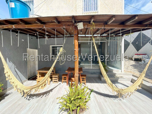 %% Maria E. Vende Moderna Y Amoblada Casa (duplex) En Agua Viva, Ubicada En Espectacular Zona Con Clima De Montaña, Lara#25-14515**