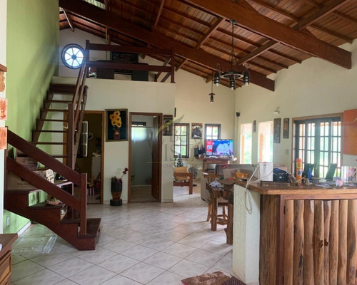 Chácara A Venda Na Estrada Para Itatiba, Bairro Biriça Do Campinho Em Bragança Paulista, Apenas 12 Km Do Centro Da Cidade. Casa Com 3 Dormitórios, 2 S - Ch00050 - 68960716