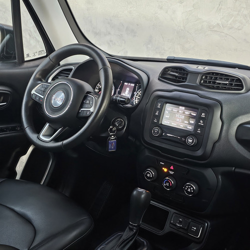 Jeep Renegade Renegade Sport 1.8 4x2 Flex 16V Aut.
