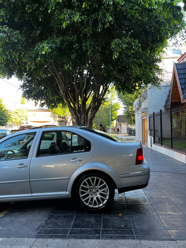 Volkswagen Bora 1.8 T Highline Cu