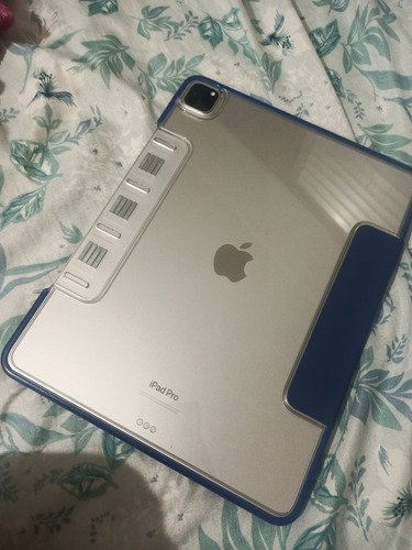 iPad Pro De 12,9 Polegadas - 6a Geração - 128gb - Semi Novo 