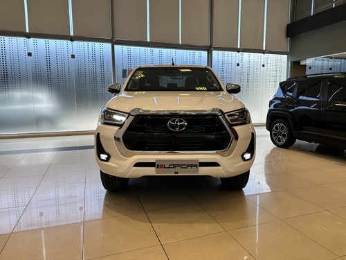 Toyota Hilux Pick-Up 2.8 Cd Srx 204Cv 4X4 At
