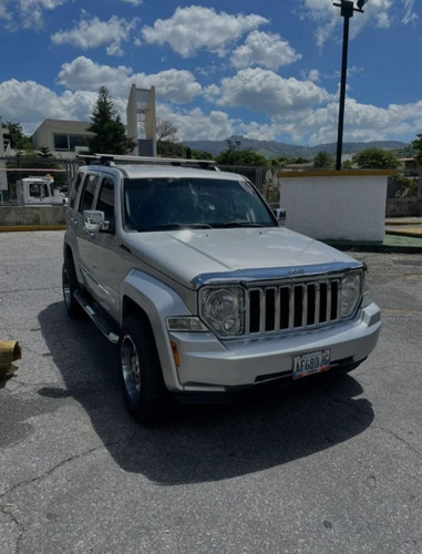 Imagen 3 de 9 de Jeep Cherokee Kk Sport