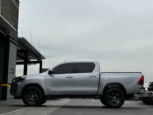 Toyota Hilux 2.4 Diesel Srv 4X4 At