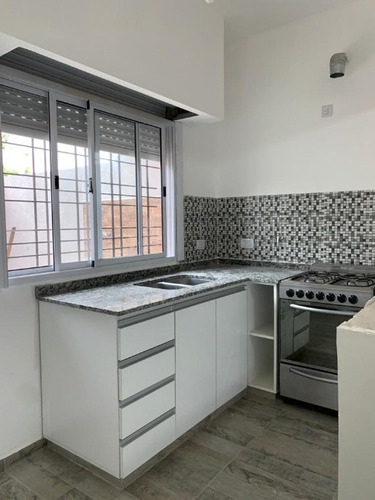 Imagen 12 de 14 de Departamento Tipo Casa En Venta En Bernal Oeste