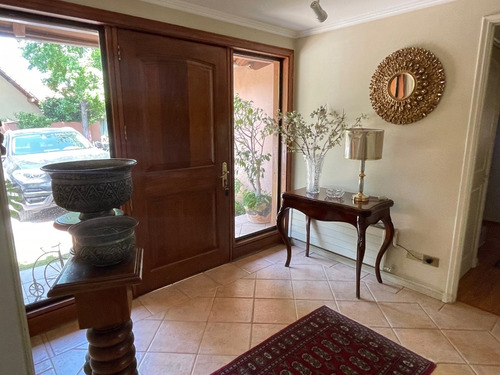 Amplia Casa En Condominio Con Excelente Seguridad