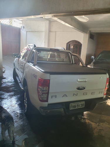 Imagem 2 de 8 de Ford Ranger 2013 3.2 Xlt Cab. Dupla 4x4 4p