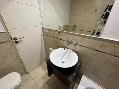 Departamento En Lomas De Zamora