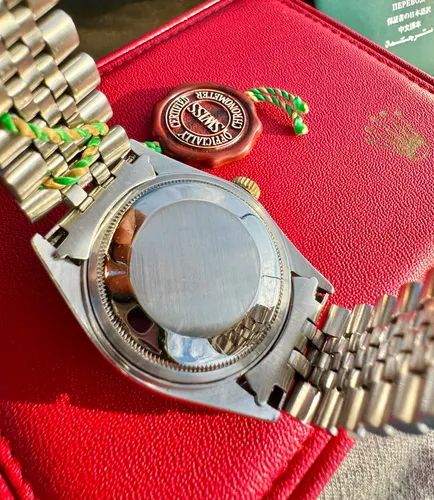Rolex con diamantes incrustados hotsell