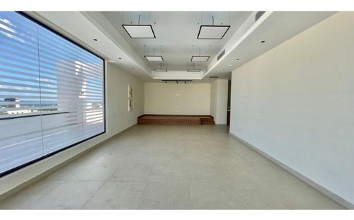Local Comercial 4to Nivel En Alquiler En Bella Vista
