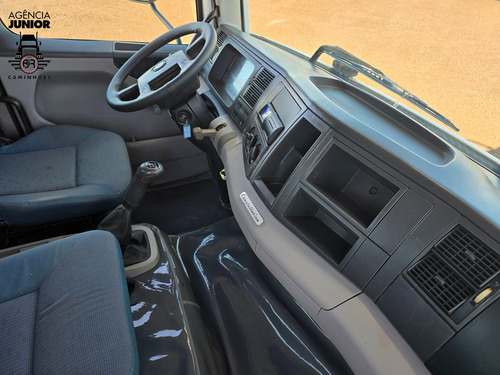 Vw 15180 Ano 2010 Toco Baú Oficina Gascom / Inteiro Revisado