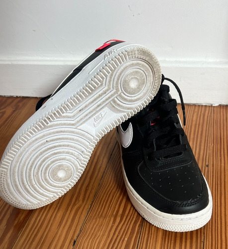 Zapatillas Nike Air Negras Unisex Jovenes/niños Casi Nuevas (Usado)