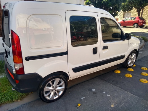 Renault Kangoo 1.6 2 Confort 5as Aa Da Svt 1plc 2011