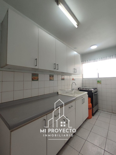 Cerrillos, Vendo Depto. 2 Dormitorios 1 Baño 1 Estacionamien