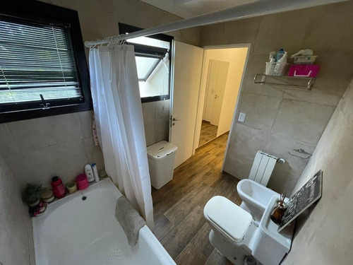 Casa Moderna En Lote Central. Apta Credito. Barrio Cerrado St. Matthews Pilar