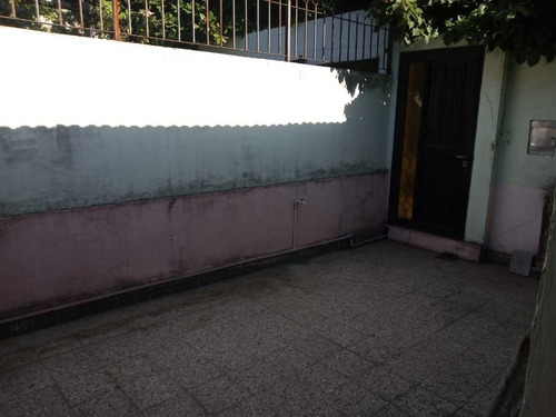 Imagen 3 de 14 de Casa Ph En Venta En Moron Sur