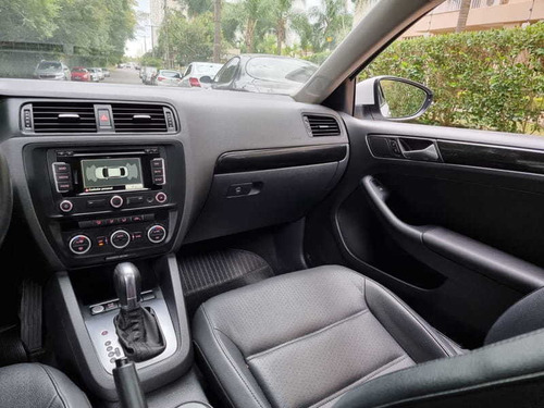Imagem 13 de 15 de Vw - Jetta 2.0 Comfortline - 2014 Ún. Dono E Placa I