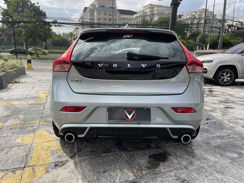 Volvo V40 2.0 T5 R-DESIGN TURBO GASOLINA 4P AUTOMÁTICO