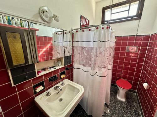 Casa De Tres Ambientes En Venta, Llavallol, Lomas De Zamora