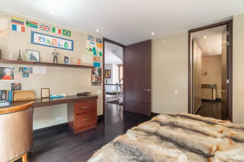 Casa En Arriendo/venta En El Retiro. Cod V15776