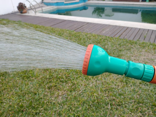 Irrigador Chorro Regulable C/ Corte De Agua Tramontina Riego