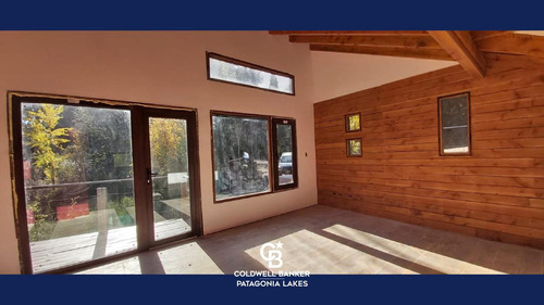 Venta Propiedad De 4 Uf Con Arroyo En Lote 1300 M2 Lolog 1945 B° Epulafquen Villa La Angostura