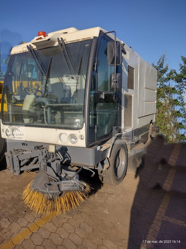 Varredeira Urbano Karcher Mc600 Ano 2017 5052477 Ac Proposta