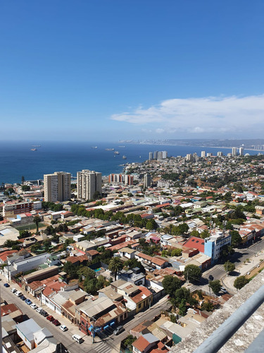 Se Vende Departamento En Calle Mercedes. Cerro Placeres.