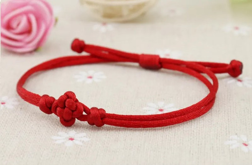 Pulsera Hilo Nudo Trébol Rojo Protección Suerte Unisex B180