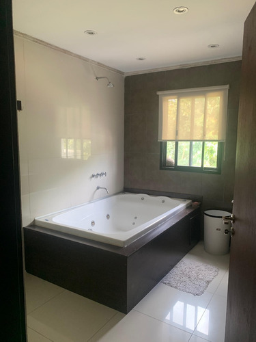 Imagen 14 de 24 de Casa A La Venta En El Laquen Canning San Vicente