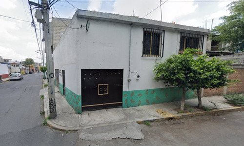 Casa Adjudicada Y Con Posesión En Calle Michoacán Esquina Jalisco Col. Paraje Zacatepec, Iztapalapa Rfh