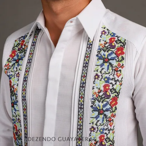 Guayaberas bordadas a mano hot sale