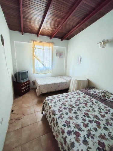 Imagen 12 de 14 de Casa En Venta En Puerto Piritu A 2 Cuadras De La Playa .