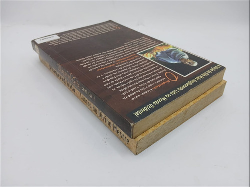 Bhagavad Gita Canção Do Divino Mestre + Bhagavad Gita Como Ele É De Bhagavad Gita Pela Companhia Das Letras; The Bhaktivedanta Book Trust (1998) (Usado)