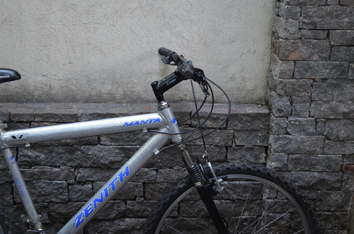 Bicicleta Mountain Bike Zenith Manta - Cross Country Gris Claro L (Usado)